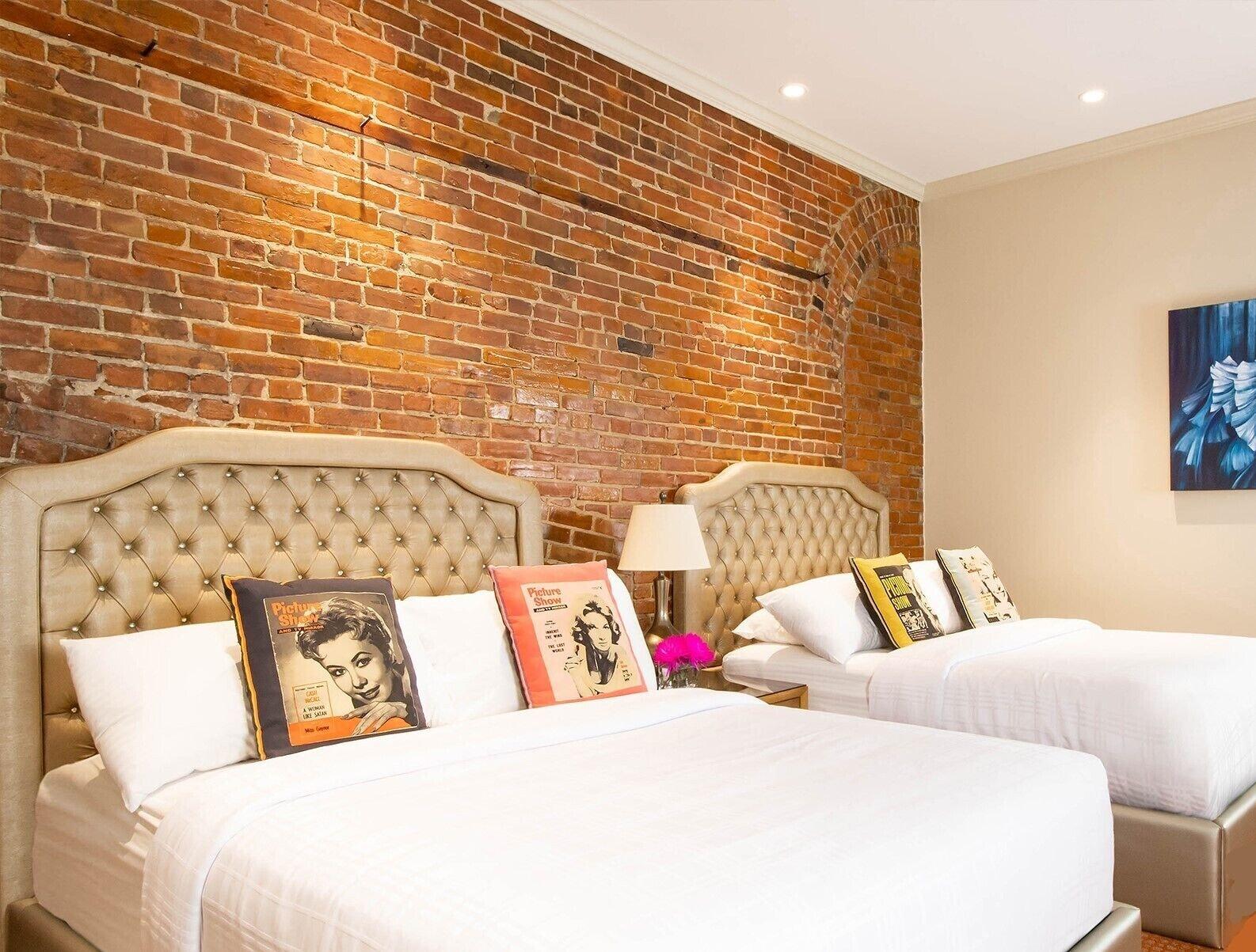 Retro Suites Hotel Chatham-Kent المظهر الخارجي الصورة